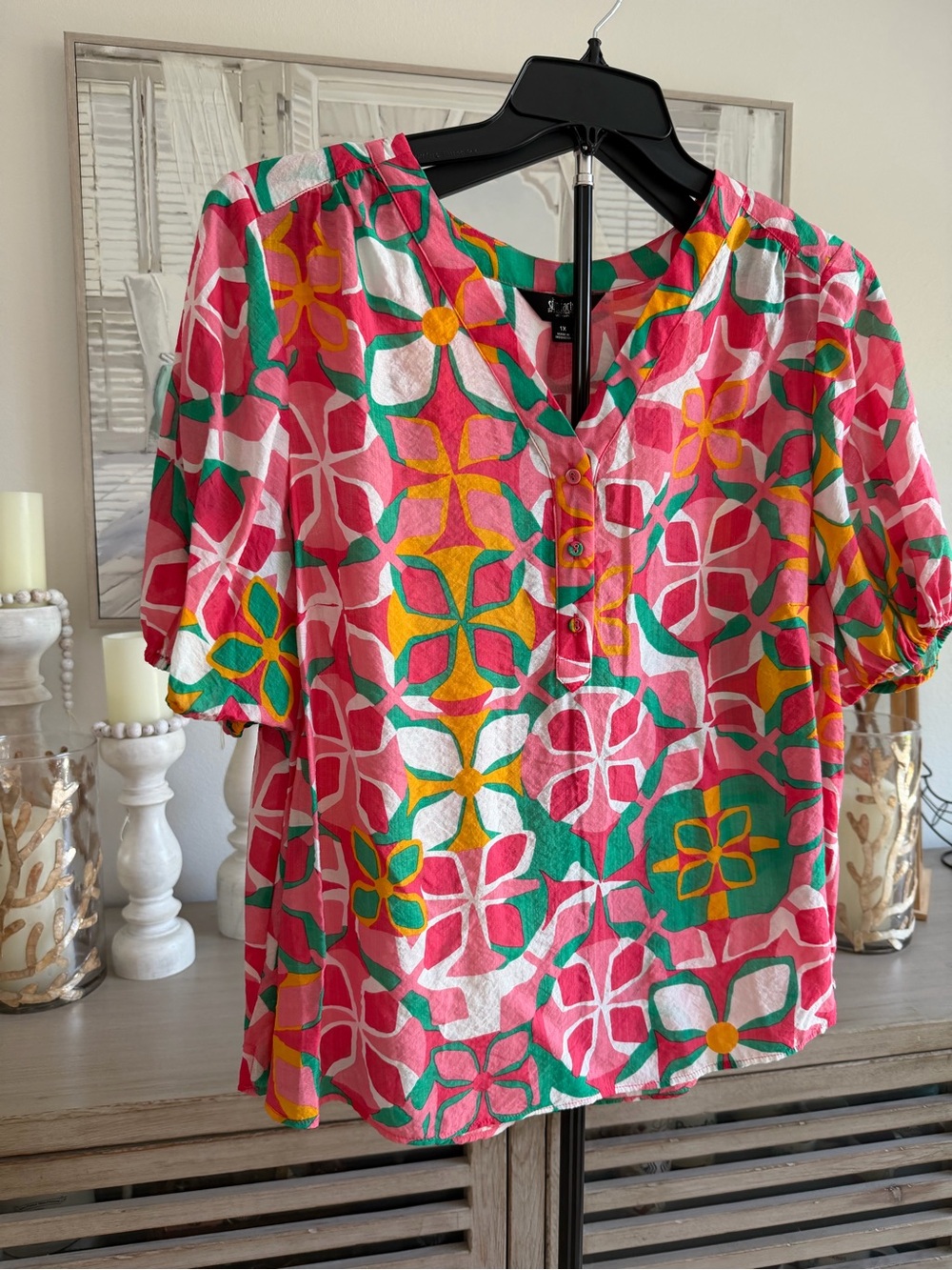 Investments Slim Factor Bright Pink Floral Button-Front Women’s Top